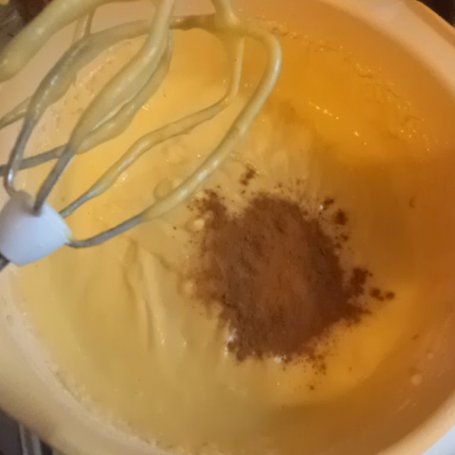 Krok 4 - Babka dyniowa z cynamonem Prymat , lukrem i skórką pomarańczową :) foto