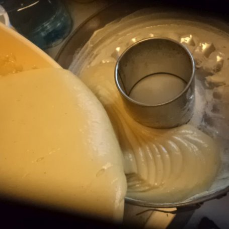 Krok 5 - Babka dyniowa z cynamonem Prymat , lukrem i skórką pomarańczową :) foto