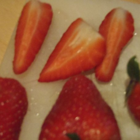 Krok 4 - Babka jogurtowa z owocami foto