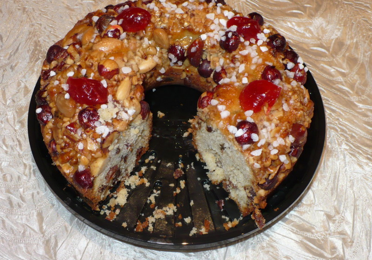 Babka najeżona bakaliami foto