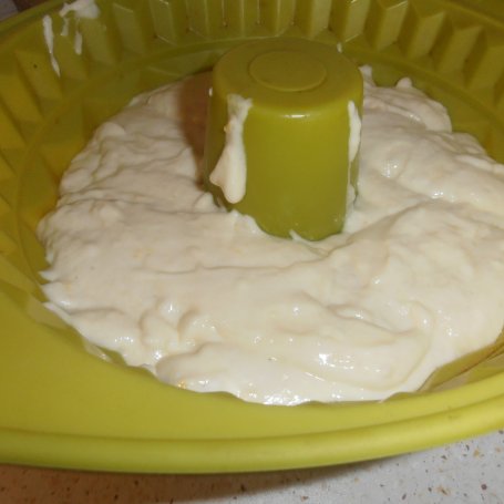 Krok 3 - Babka z białek w makowe kleksy foto