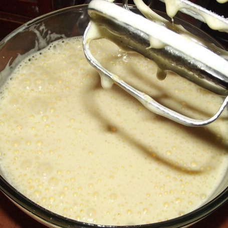 Krok 1 - Babka z mąką kukurydzianą foto