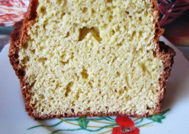 Fotografia przedstawiająca Babka z mąki z ciecierzycy
