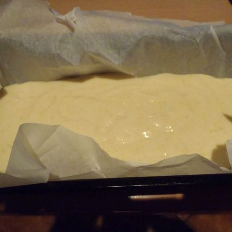 Krok 4 - Babka ze śliwkami foto