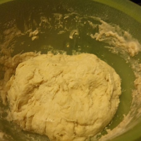 Krok 3 - Bagietka z masłem czosnkowym :) foto