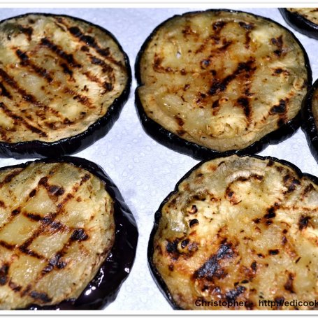 Krok 3 - Bakłażan marynowany w chermouli. foto
