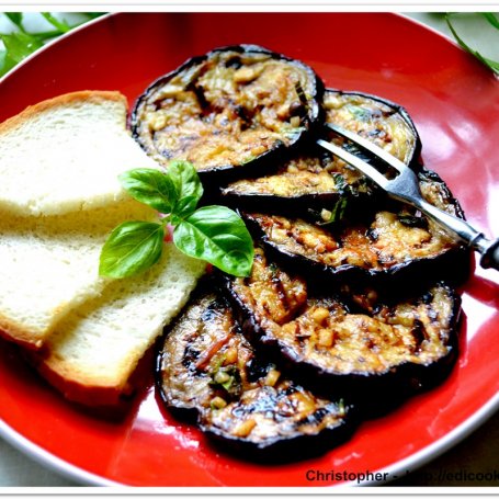 Krok 6 - Bakłażan marynowany w chermouli. foto