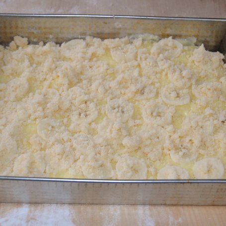 Krok 3 - Bananowe ciasto drożdżowe foto