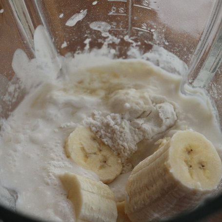 Krok 1 - Bananowo kokosowe naleśniki foto