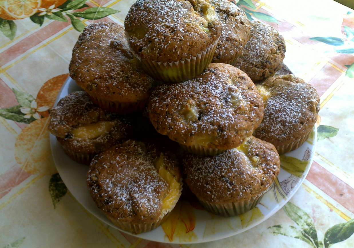 Bananowo-czekoladowe muffinki z budyniem foto