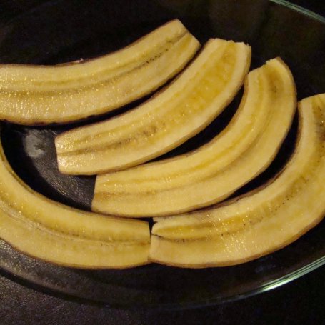 Krok 1 - Banany na ciepło z bakaliami foto