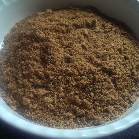 Krok 1 - Banoffee pie, tarta z karmelem bananami i kremem foto