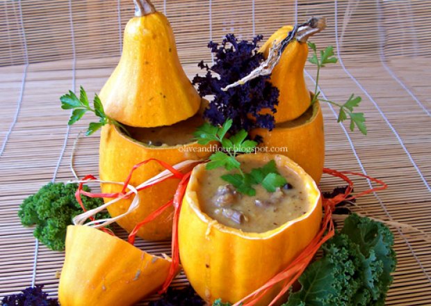 Fotografia przedstawiająca Baranio-dyniowa, jesienna zupa pasterska.