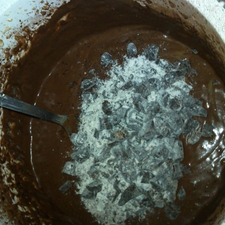 Krok 4 - Bardzo czekoladowe muffiny foto