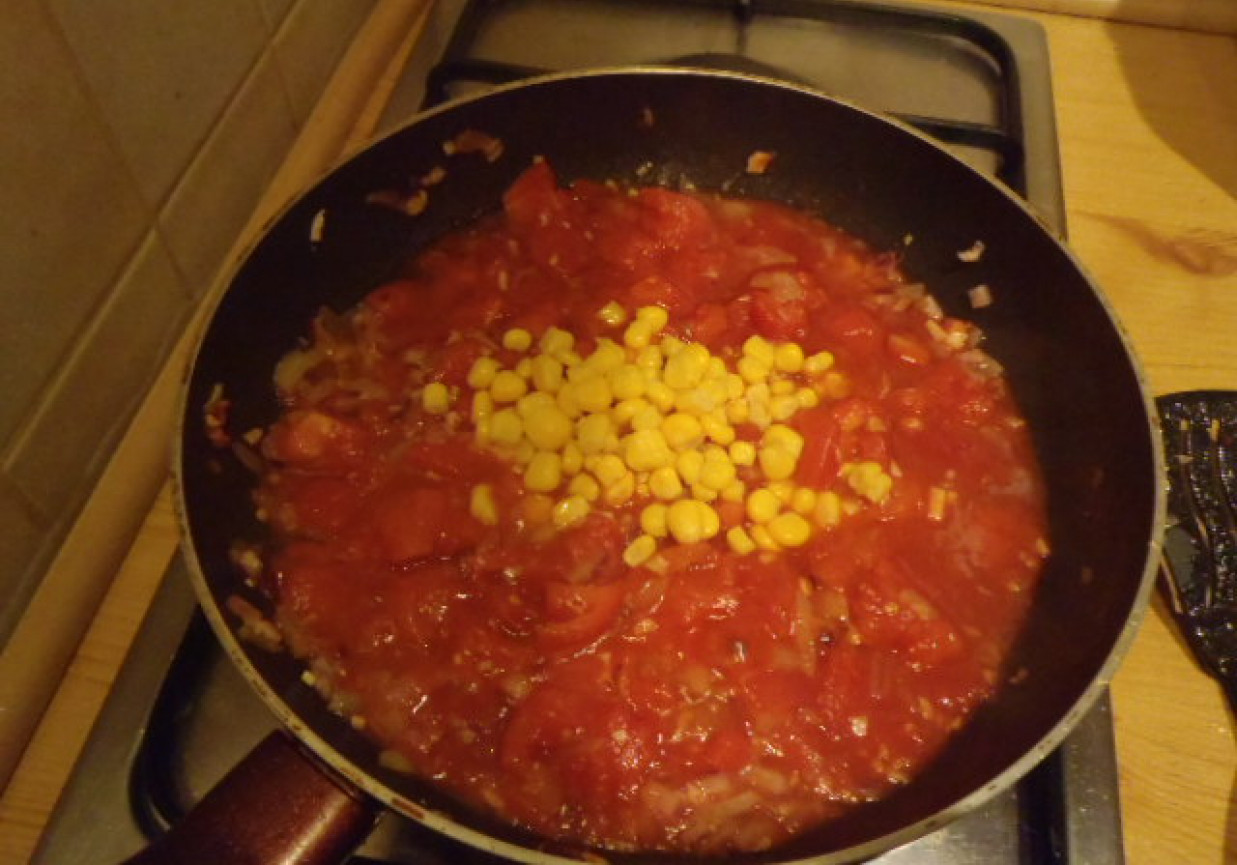 Bardzo pikantna pomidorowa foto