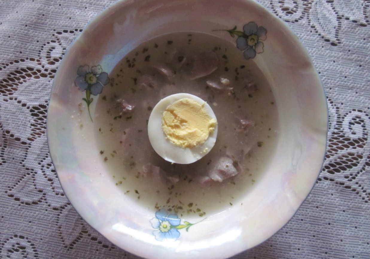 Barszcz biały na żołądkach drobiowych foto