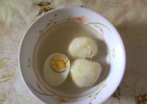 Fotografia przedstawiająca Barszcz biały z ziemniakami i jajkiem