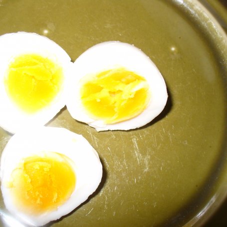 Krok 6 - Barszcz czerwony  z jajkiem i ziemniakami foto