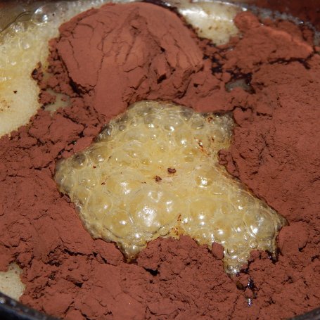 Krok 2 - Batoniki czekoladowo-piankowe z dmuchanym ryżem i migdałami foto