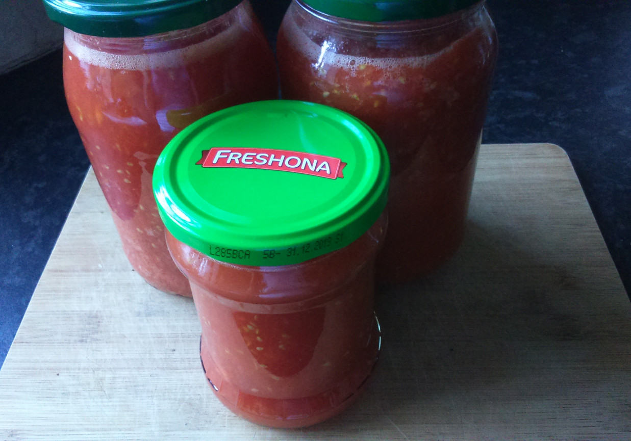 Baza pomidorowa do zupy foto