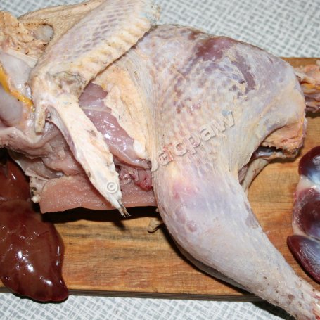 Krok 1 - Bażant pieczony z farszem kurkowym podany z młodymi ziemniaczkami foto