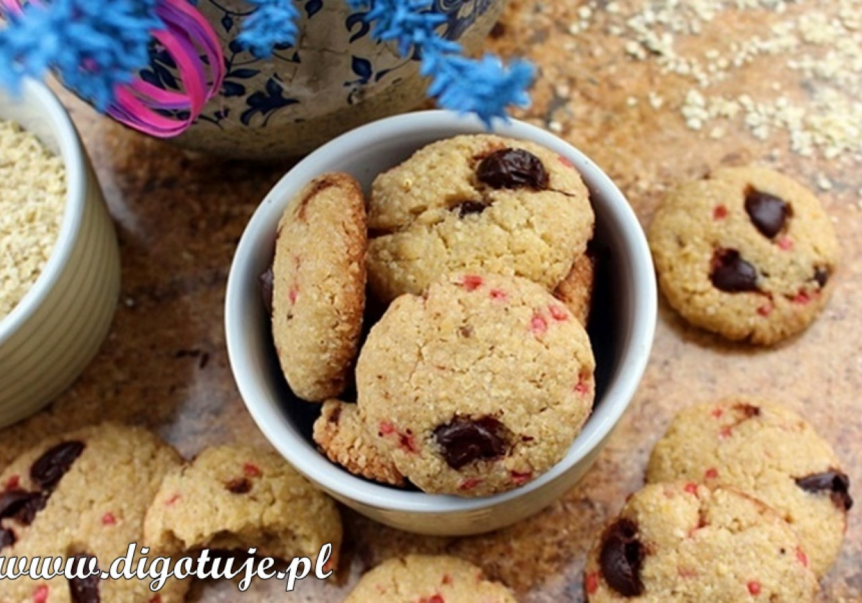 Bezglutenowe ciasteczka jaglano-kukurydziane z czekoladą (na oleju kokosowym)  foto