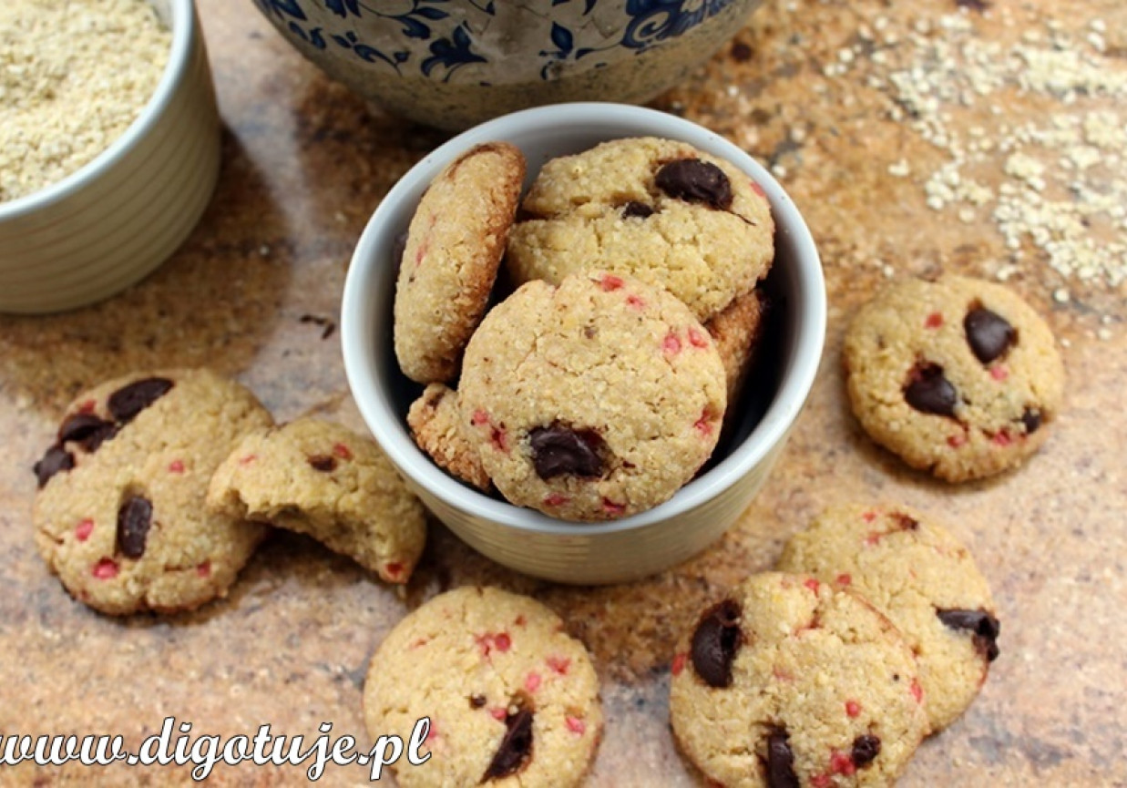 Bezglutenowe ciasteczka jaglano-kukurydziane z czekoladą (na oleju kokosowym)  foto