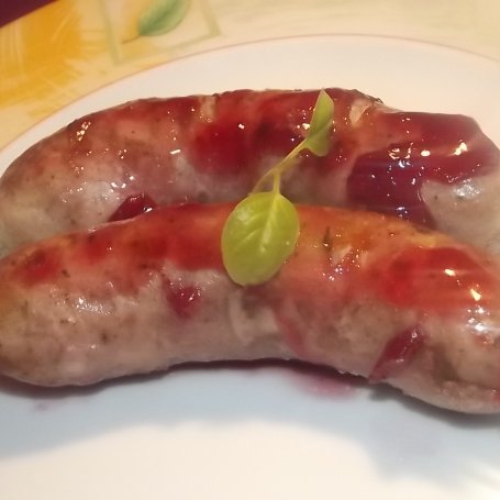 Krok 3 - Biała kiełbasa w glazurze wiśniowej foto