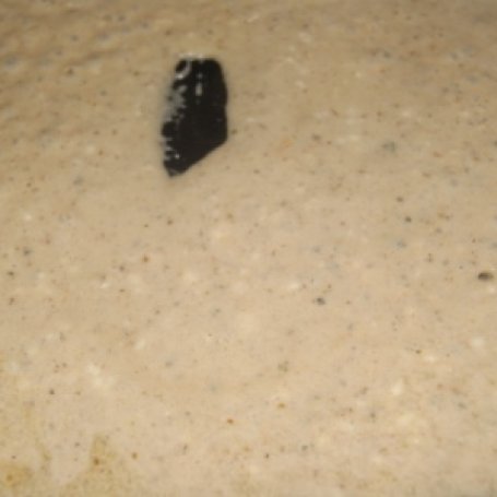 Krok 8 - Biała kiełbasa w sosie z białego barszczu foto