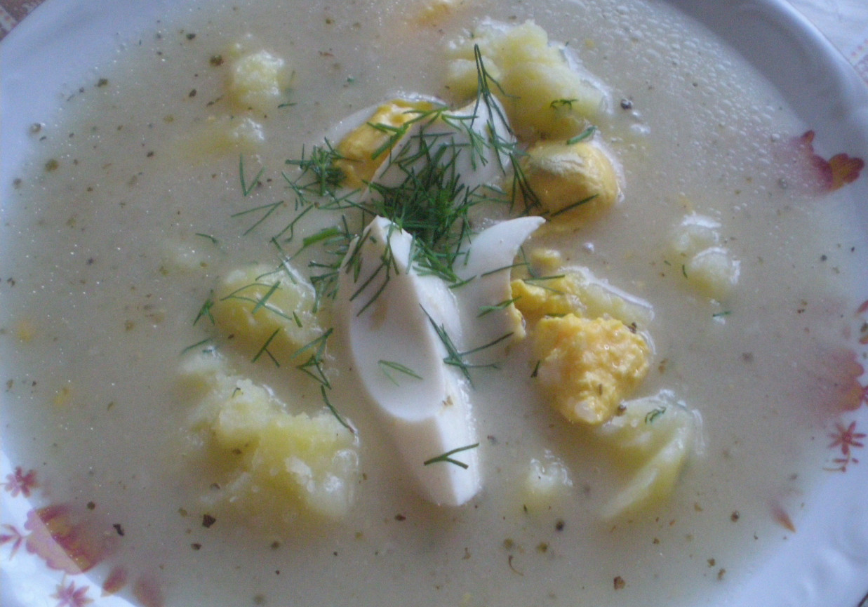 Biały barszczyk chrzanowy foto