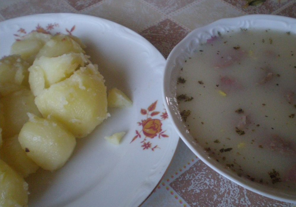 Biały barszczyk chrzanowy foto