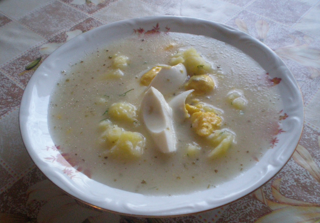 Biały barszczyk chrzanowy foto