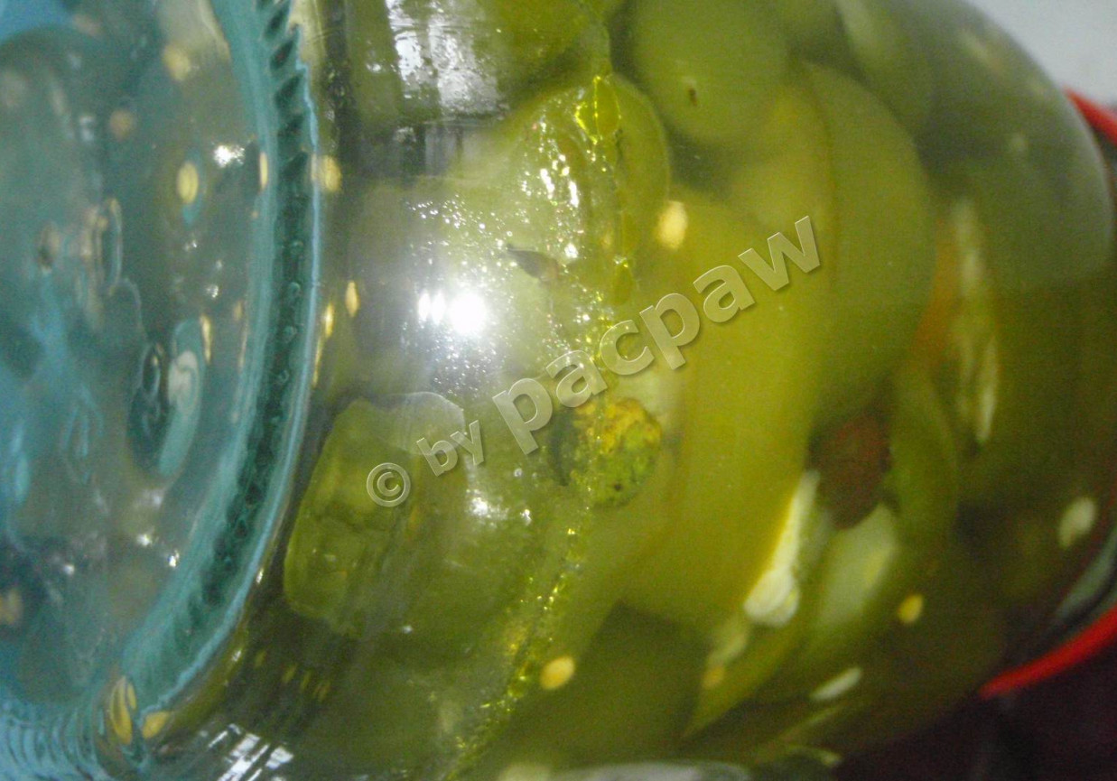 Papryczki jalapeno – marynowane plasterki z czosnkiem foto