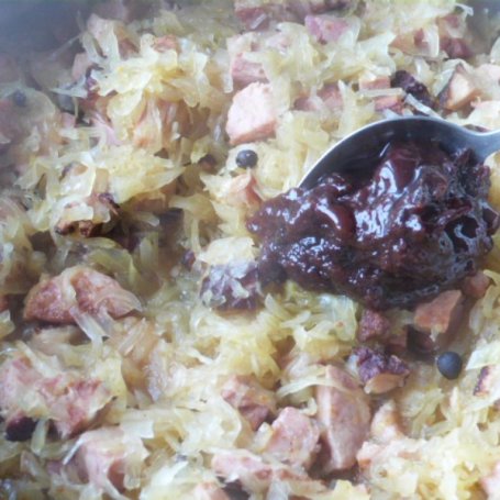 Krok 7 - Bigos z powidłami śliwkowymi foto