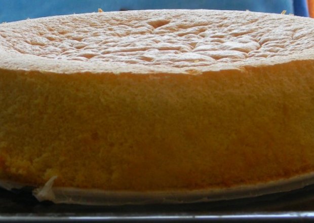 Fotografia przedstawiająca Biszkopt na tort
