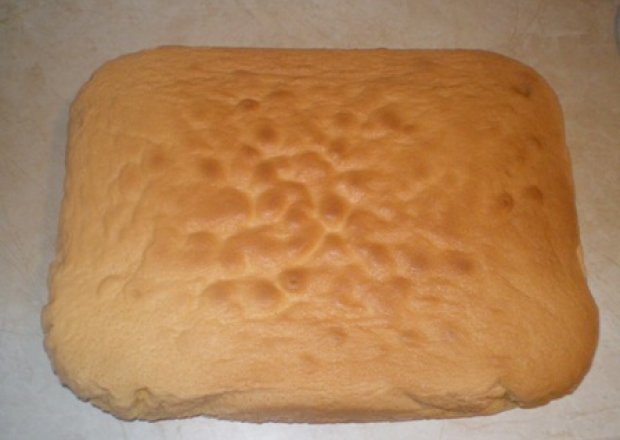 Fotografia przedstawiająca Biszkoptowe ciasto
