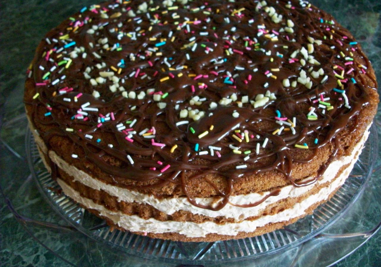 Biszkoptowy tort bananowy foto