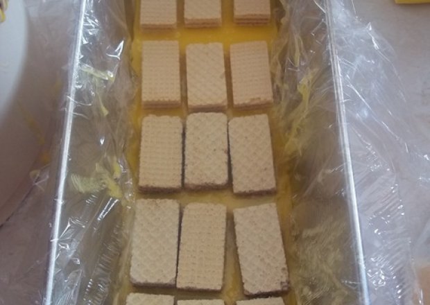Fotografia przedstawiająca Blok z białej czekolady
