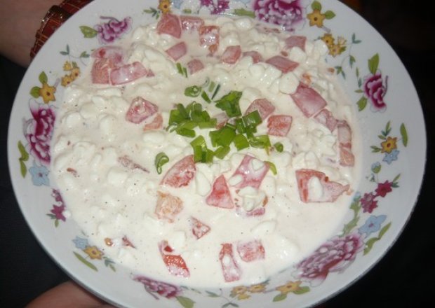 Fotografia przedstawiająca Błyskawiczna sałatka na kolacje