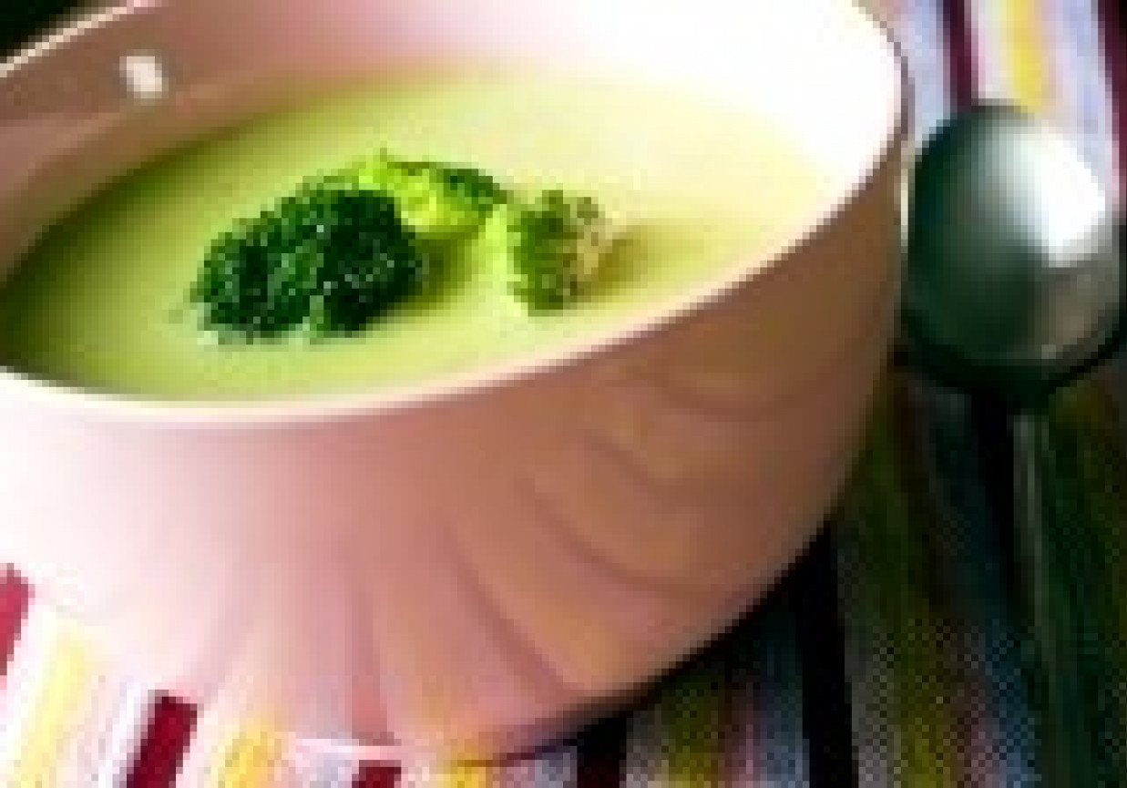Błyskawiczna zupa krem z brokułów foto