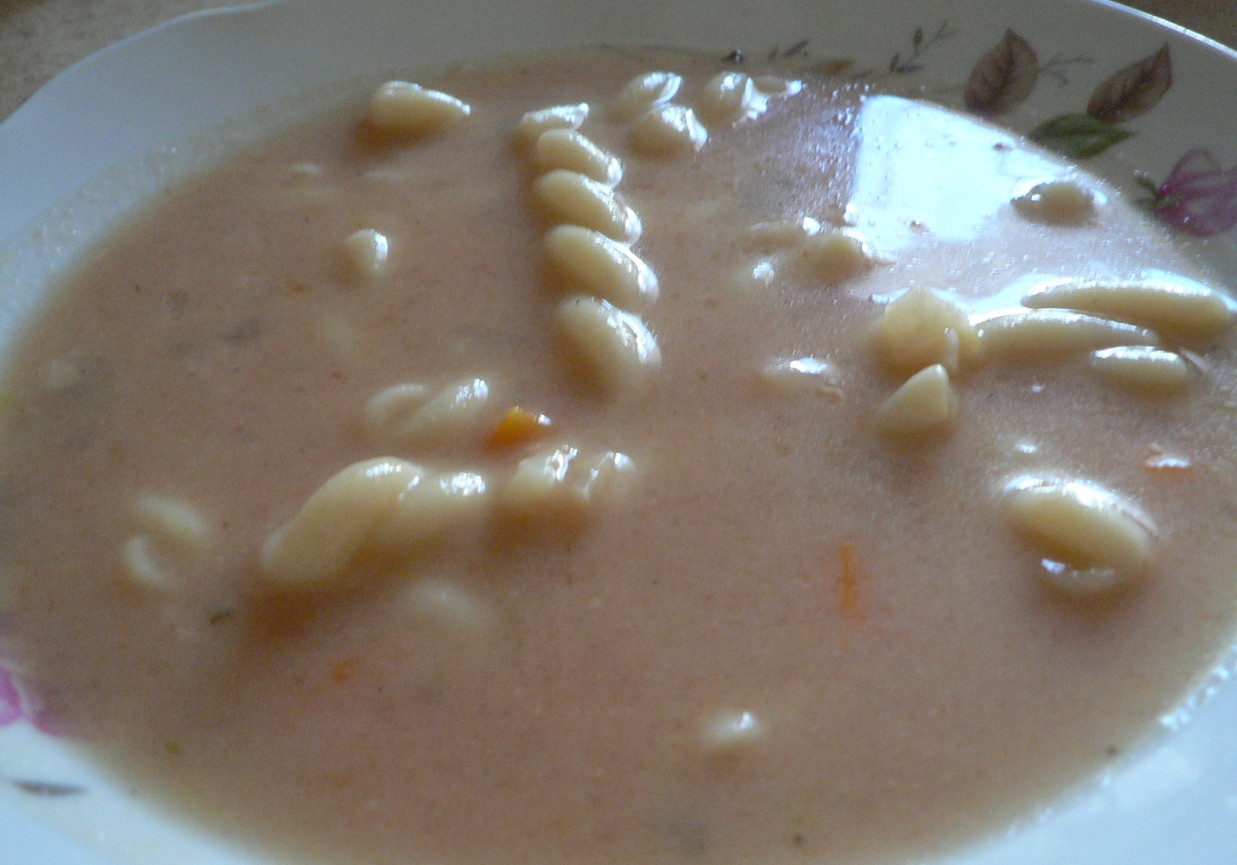 Błyskawiczna zupa pomidorowa foto