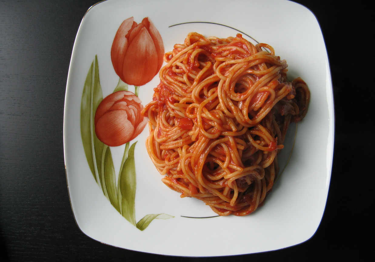 Błyskawiczne spagetti foto