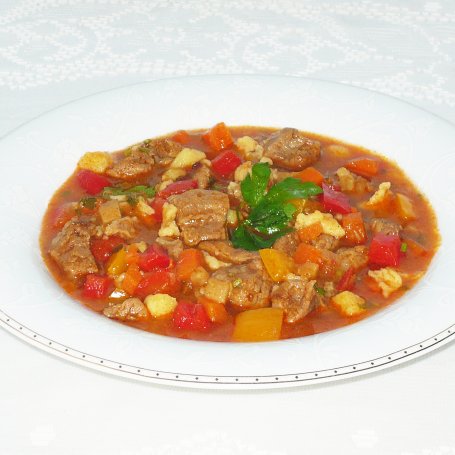 Krok 4 - Bogracz zupa węgierska foto