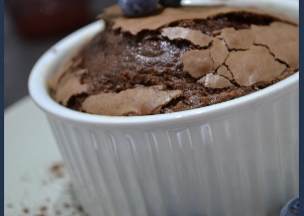 Fotografia przedstawiająca bosko czekoladowe z borówką
