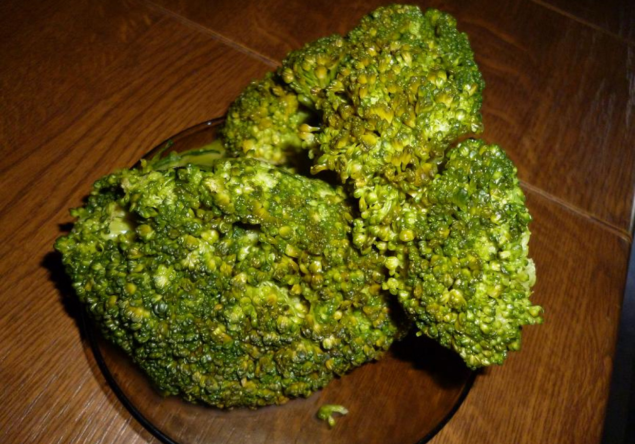 brokuły na maśle foto
