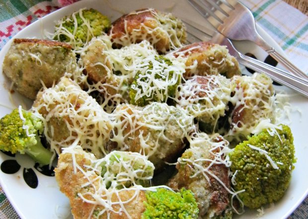 Fotografia przedstawiająca Brokuły w panierce z serem