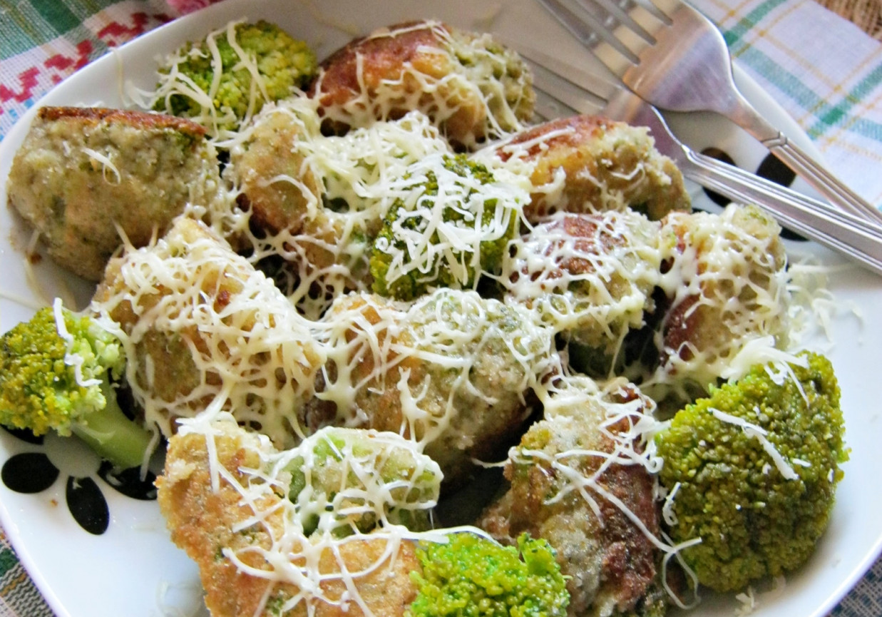 Brokuły w panierce z serem foto