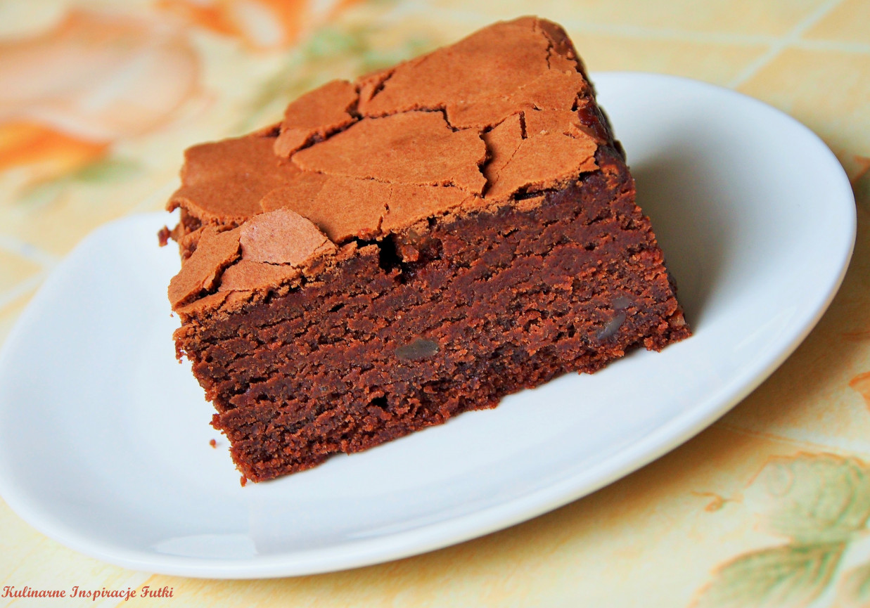 Brownie mocno orzechowe foto