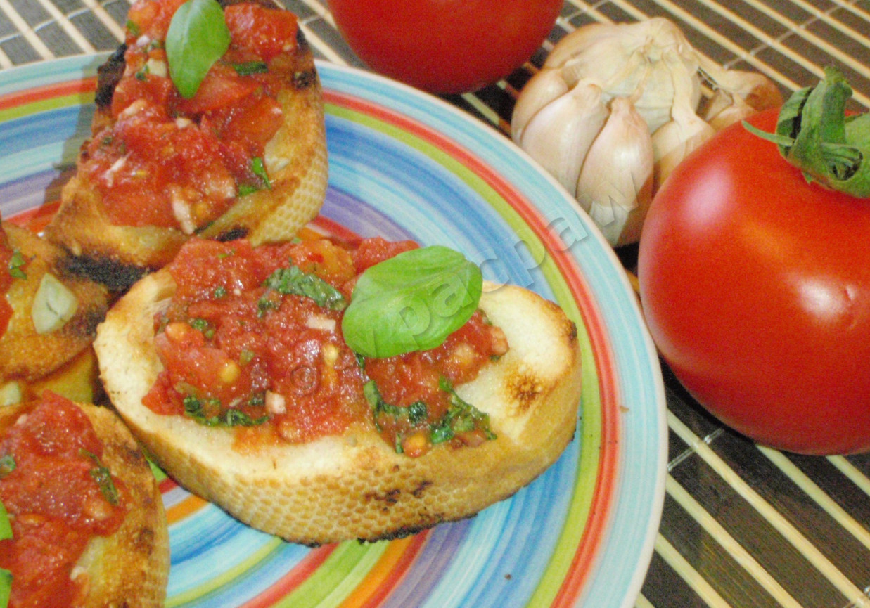Bruschetta extra pomidorowa foto