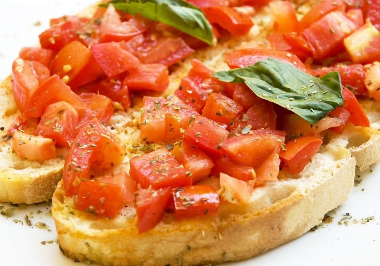Bruschetta klasyczna foto